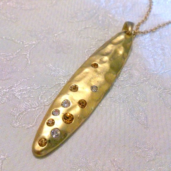 Matte Gold Tone Rhinestone Pendant Necklace - Picture 3 of 5
